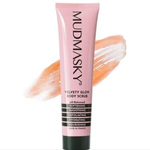 NEW! MUDMASKY velvety glow body scrub full size 180ML Sealed
